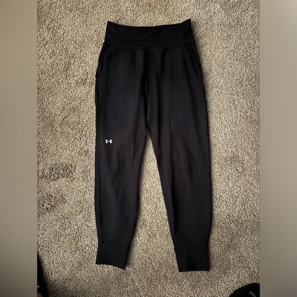 Under armor women fitted joggers - Picture 3 of 6